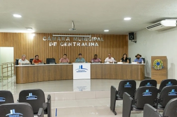 Foto relacionada - Câmara realiza a 8ª Reunião Ordinária do Ano