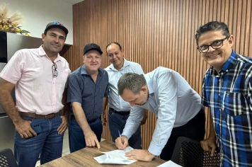 Foto - Câmara recebe visita do Assessor do Deputado Newton Cardoso Jr.