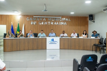 Foto - Sessão Especial de início dos trabalhos legislativos