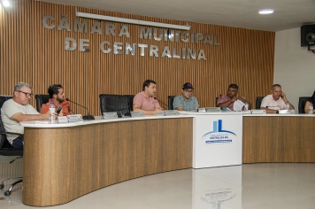 Foto relacionada - Câmara realiza a 8ª Reunião Ordinária do Ano