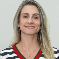 Jackelliny de Paula Guimarães