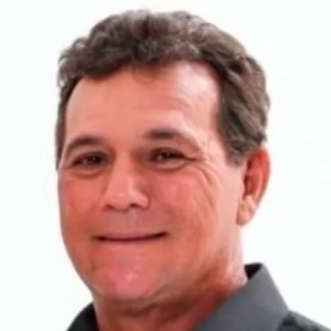 Divino Robson Guerra